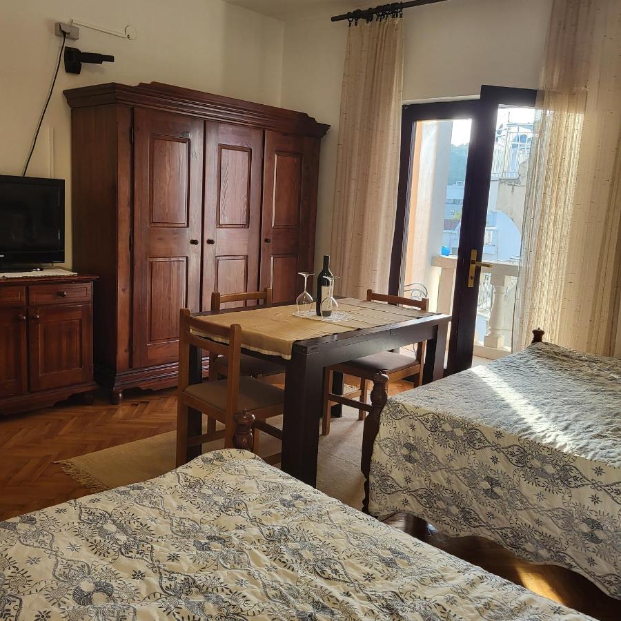 Studio Apartman Meljine Bagian luar foto