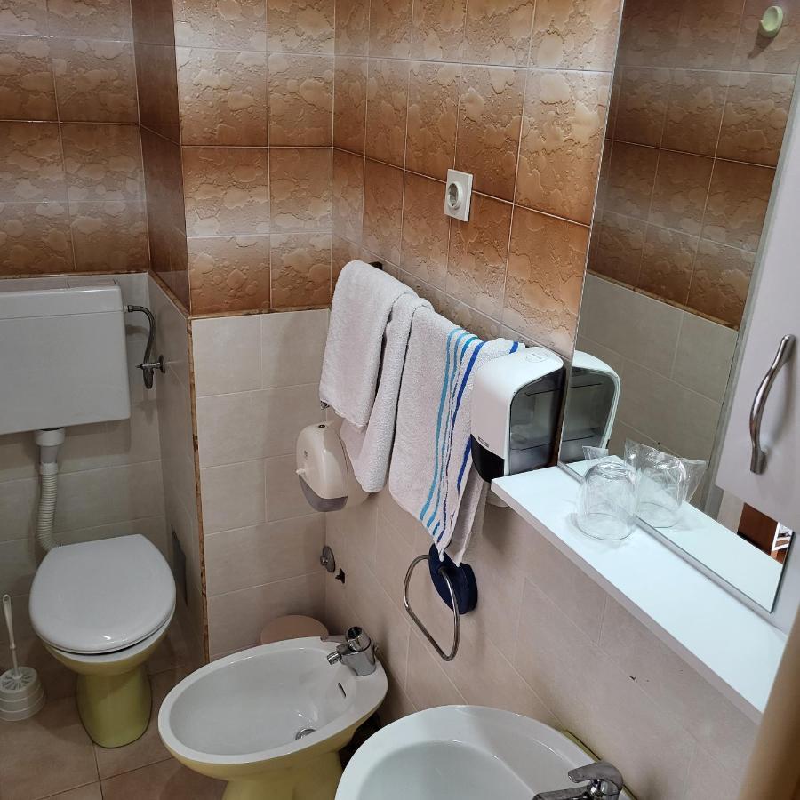 Studio Apartman Meljine Bagian luar foto
