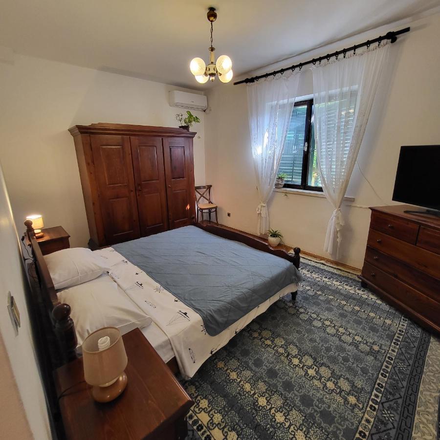Studio Apartman Meljine Bagian luar foto